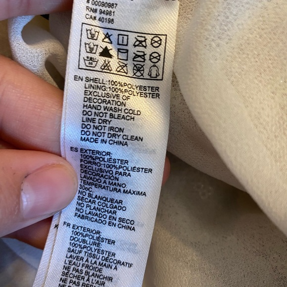 Forever 21 Gold Sequined Floral Top - Picture 7 of 7